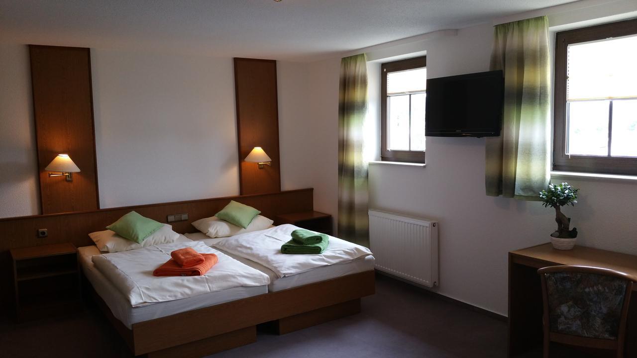 Hotel Am Markt 에렌프리더스도르프 외부 사진