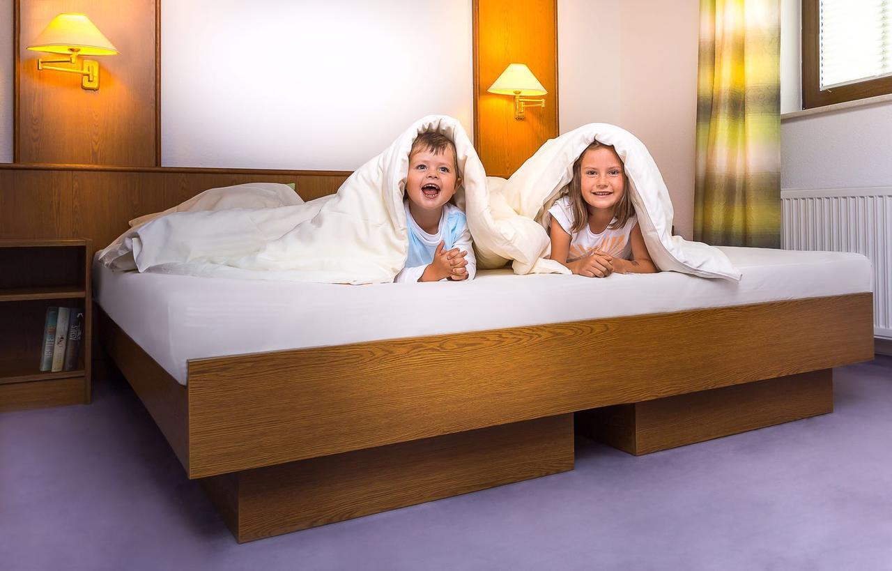 Hotel Am Markt 에렌프리더스도르프 외부 사진
