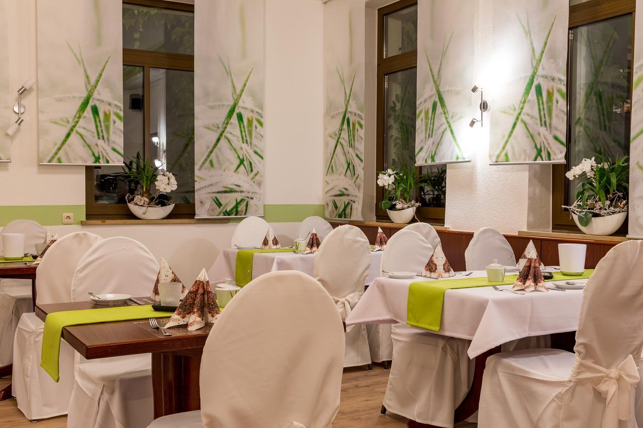 Hotel Am Markt 에렌프리더스도르프 외부 사진