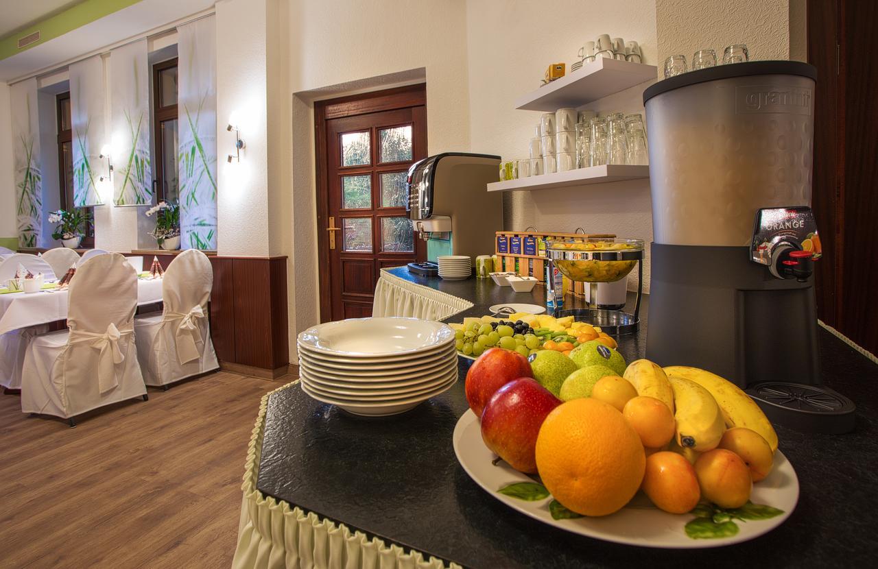 Hotel Am Markt 에렌프리더스도르프 외부 사진
